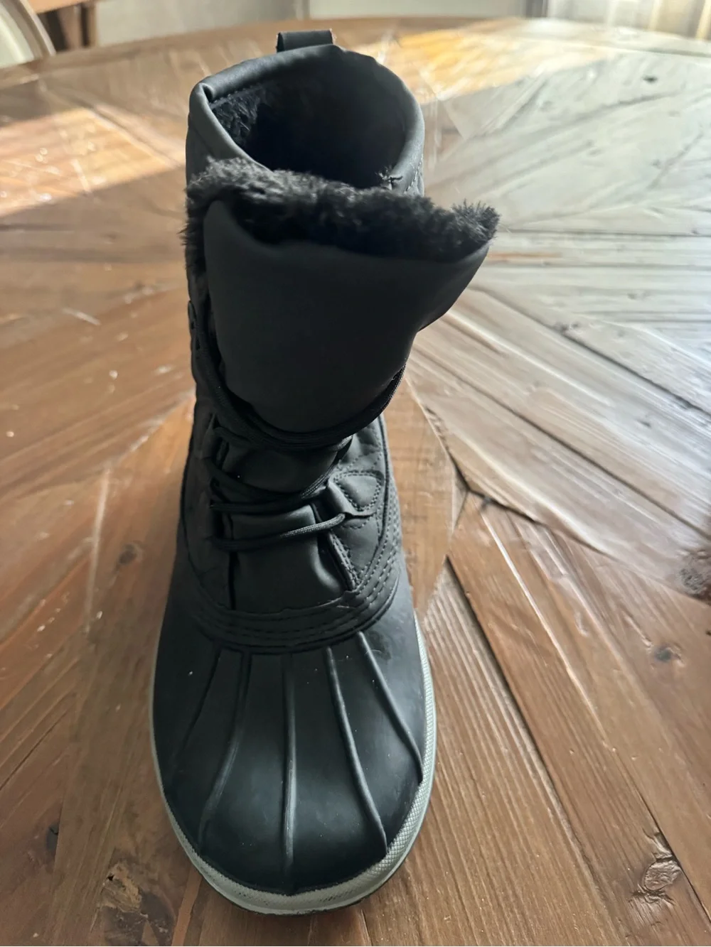 Muk Luks Black Lace-Up Quilted Winter Rain Boots